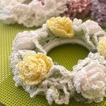 ミニばらのリース風シュシュ  green×yerrow rose