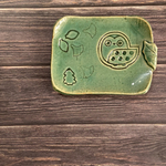 陶芸小皿・🦉フクロウ𝘓𝘦𝘢𝘧🍃付き・イチョウ高台 焼き物小皿 縁起物