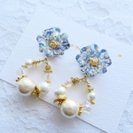 お花レジンとコットンパールのフープピアス/イヤリング