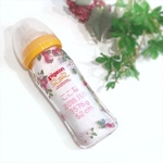 お名前&生年月日は無料♪いちご柄☺︎Pigeon 母乳実感 哺乳瓶240ml【身長と体重の追加は別途¥200】