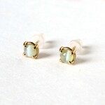 クリソベリルキャッツアイのピアス