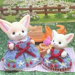 さくらんぼ刺繍のサロペットセット♪姉妹セット♡シルバニアファミリー