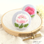 牡丹　ピンク(薄)　手刺繍　ブローチ　ヘアゴム