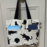 バッグインバッグ　黒猫　ハンドメイド