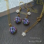 【1セット限定】紫陽花カラースワロフスキー　ピアス/イヤリング＆ネックレスのセット
