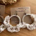 【軽い✩︎⡱】刺繍糸とレースのフープイヤリング