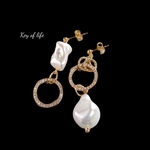 パヴェゆれるアシンメトリーピアス/イヤリング(金属アレルギー対応)  