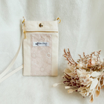 今大人気のスマホショルダー♡お出かけのお供に♡マーガレット刺繍モーヴ♡