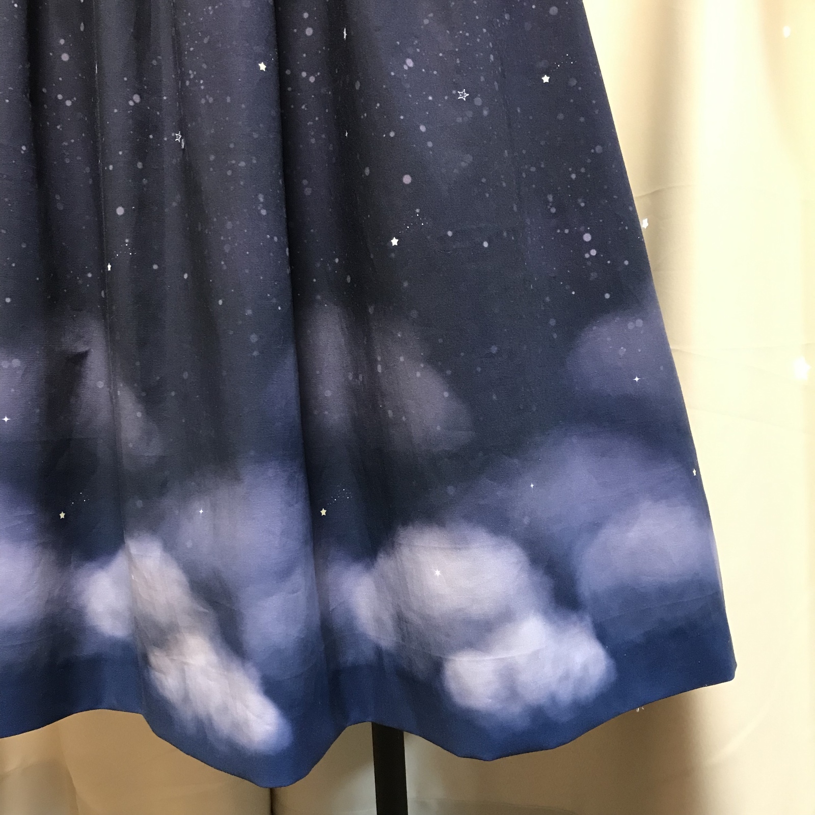 新品 ◇ ラブミーテンダー 星空 ゆめかわ ワンピース 受注制作】ゆめかわ♡ロング丈の星空ワンピース 星柄 - Elly's