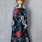 SDサイズ　ロングブラウス　黒花