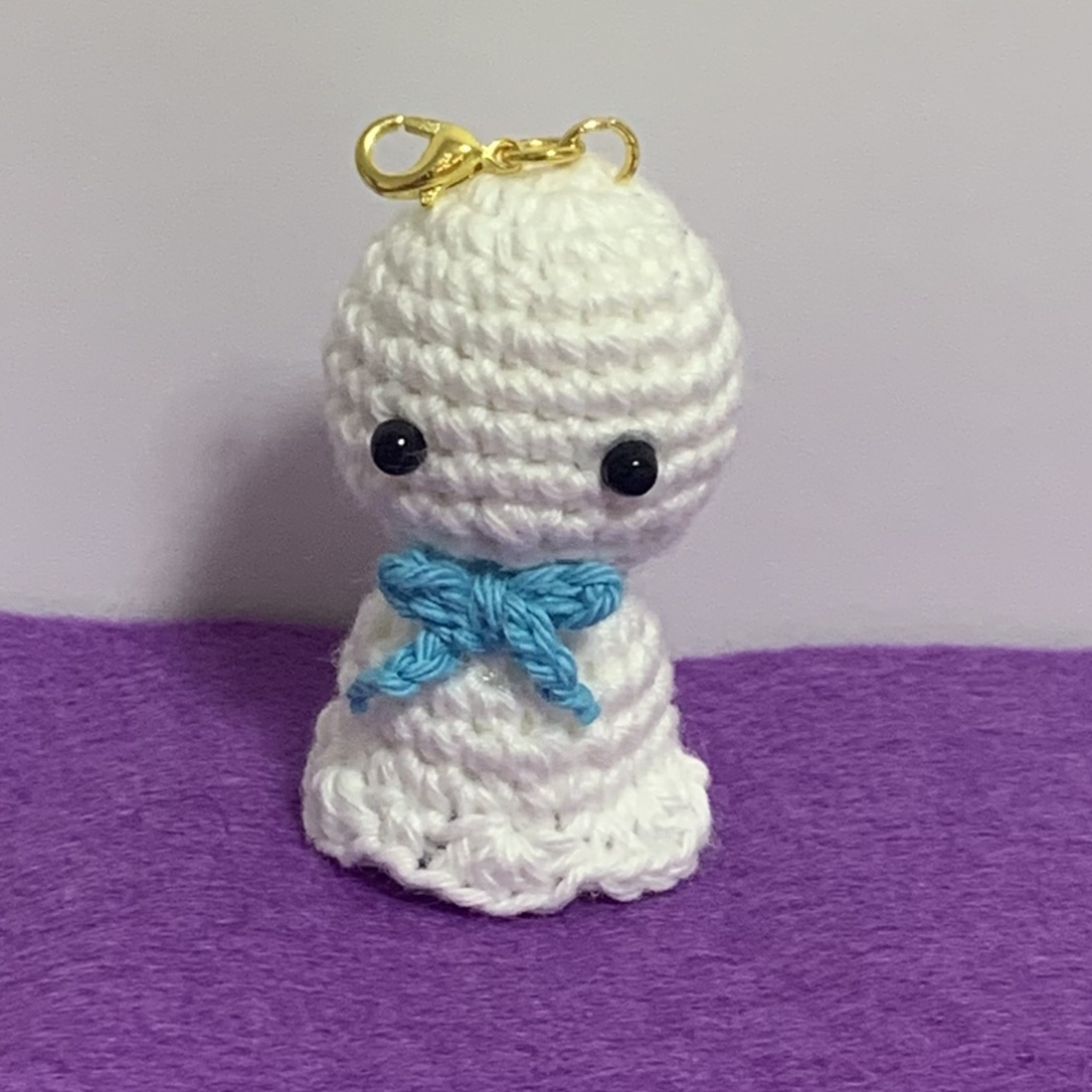 w*様 てるてる坊主さんのあみぐるみキーホルダー◎ w*様 てるてる坊主さんのあみぐるみキーホルダー◎