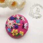 花の宴　＊　刺繍ブローチ