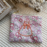 ♡ドレス刺繍👗　リバティファスナーポーチ♡