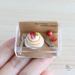 (5/28)粘土のクリームいちごパンケーキ