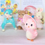 お帽子を付けたピンクのヒヨコちゃん🐥☆レトロアニマル