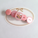 レトロピンクなボタンバレッタ
