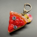 ベリータルトのキーホルダー　フェイクスイーツ