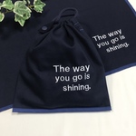 君の行く道は耀く ネイビー 応援メッセージ入り 40×60ランチョンマット 巾着袋 英字柄 刺繍 給食セット無地  小学校高学年 中学生 女の子 男の子 縁どり ナフキン テーブルクロス