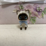 小さなブルーアイ　シャム猫ちゃん　ブラウン　モールアート　モールベア 