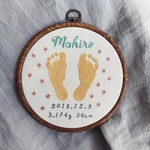 足形刺繍