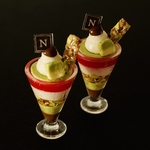 ピスタチオとフランボワーズのミニチュアパフェ