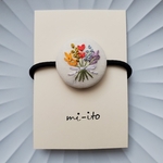刺繍ヘアゴム🌷　no.897　くるみボタン　💛送料無料💛　