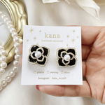 ウエディングにも♡ブラック カメリア×パール ピアス イヤリング 金属アレルギー対応 ウエディング アイボリー ホワイト