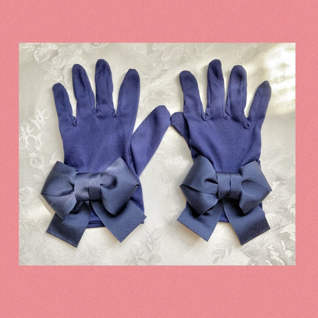 残り僅か 大人可愛いふっくらのUV手袋 ネイビー - HANDMADE