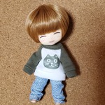 ドール服★ねこの長袖Tシャツ(カーキ)