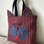 トラッド風おしゃれネコちゃんの絵本バッグ
