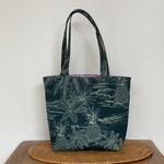 🉐ハワイアンファブリック　トートバック  