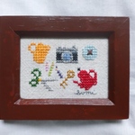 雑貨刺繍の壁飾り