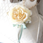バラとデイジーのバッグチャーム