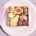 焼き菓子　お花とねこのクッキー缶　母の日