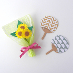 ミニチュア　ひまわりの花束とうちわ2本set