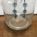 3連・オーロラアクリルビーズピアス