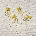 【miki55home様専用】💛ひらりと桜イメージピアス🌸