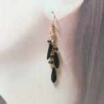 （送料無料)　チェコ・ダガービーズのピアス　※マスクチャーム・イヤリングに変更可能