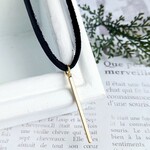 本革紐×ゴールドメタルバーのペンダントネックレス　金属アレルギー対応