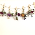ドライフラワー薔薇の花束ガーランド