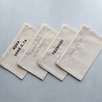 名入れポーチ フラットポーチmini 名前入り  名前入れ 文字入り イニシャル 推し活
