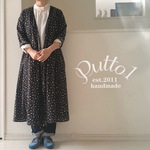 選べる袖丈とカラー『受注生産』コットンモダール　花びら柄のカシュクールワンピース