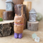 木彫り　長靴を履いた猫（茶ネコ）