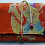 着物リメイク　花柄の長襦袢で作った和風お財布 １２５８