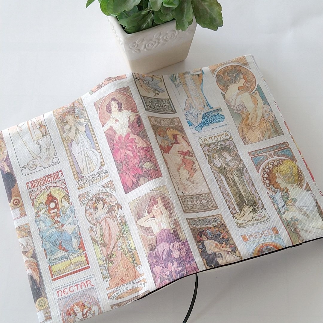 ミュシャプリントの単行本ブックカバー（送料込） - HANDMADECLUB