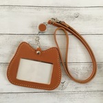 ネコのIDカードホルダー（キャメル）　傷あり　処分価格