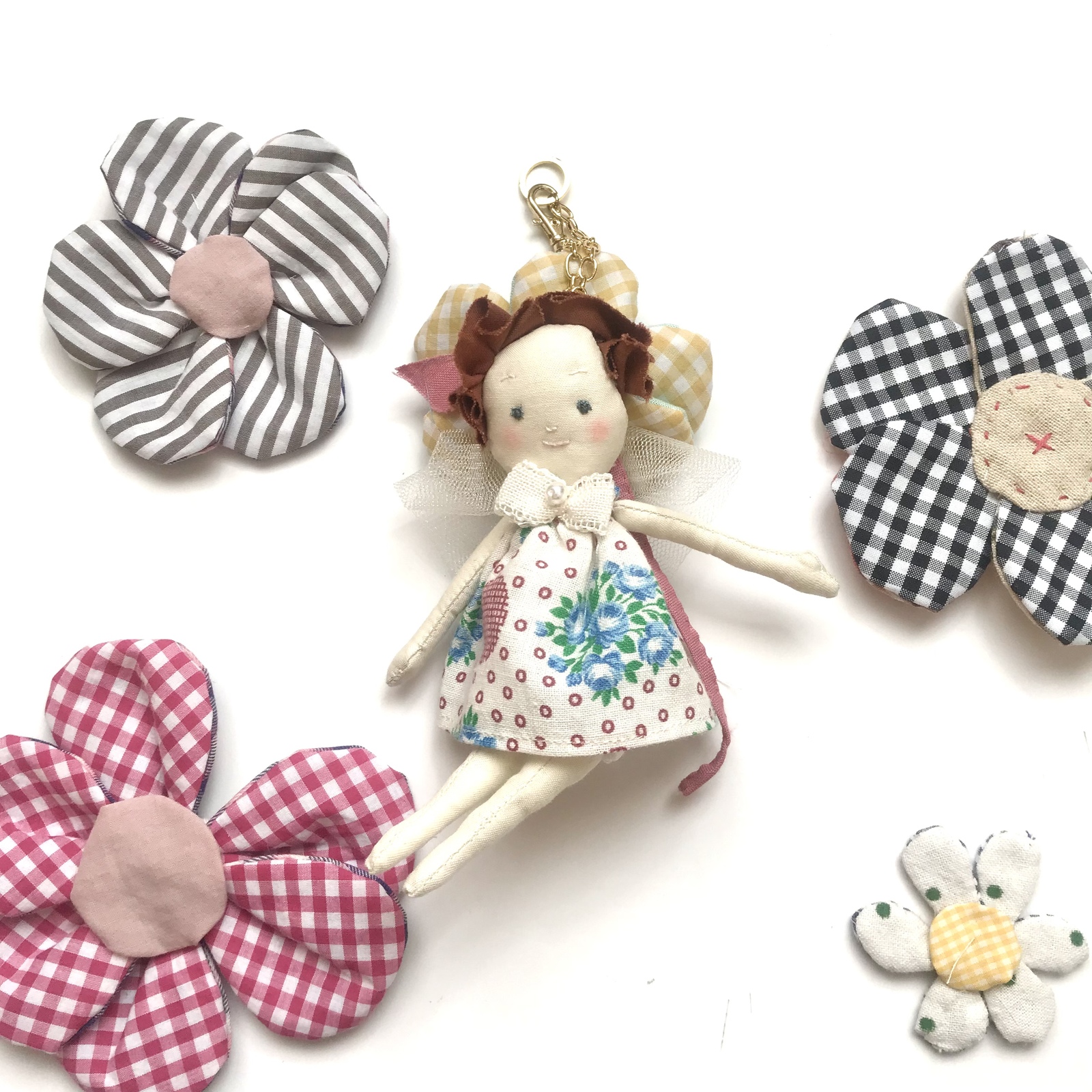 ハンドメイドドール ミナペルホネン 猫 mina perhonen - ミナペルホネン ハンドメイド オッドアイ ⭐猫 (*ΦωΦ