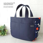 【感謝sale】帆布　ころんとバック  大きなポケット         　　　　   ２way Ｍサイズ   濃紺×大花柄