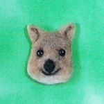 世界一幸せな動物  クアッカワラビーのお顔ブローチ❤️