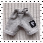 ★グレーのショートパンツ　スカルワッペン付き　アウトフィット